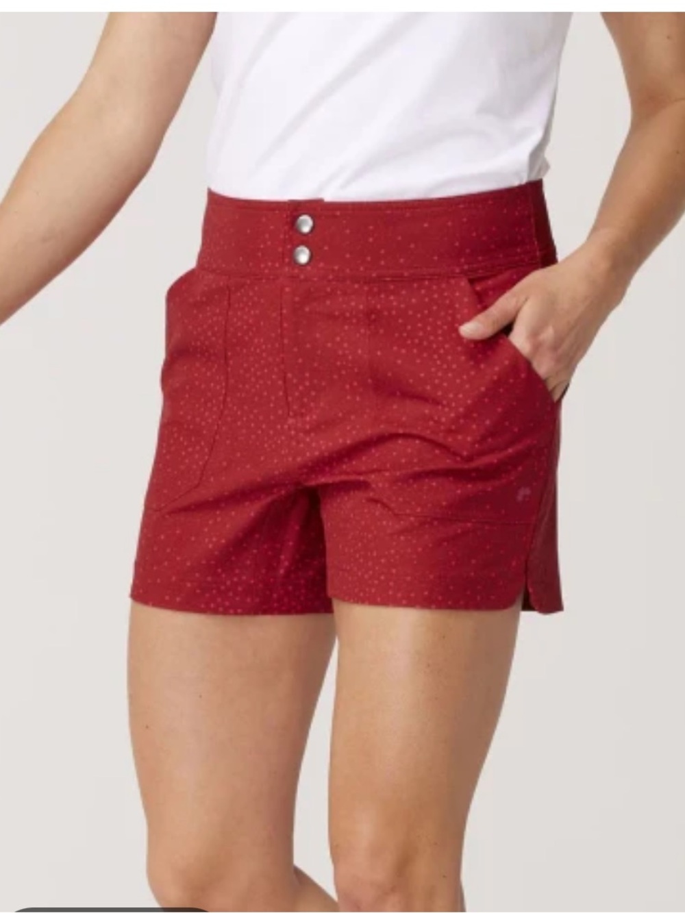 Krimson Klover Sienna Short Women's Small 7" Red Spot Casual Travel Outdoor NWT